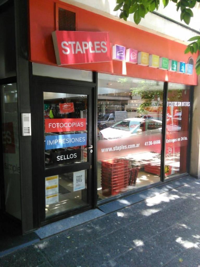 Local para inversion. Planta Baja: 4.50 x 15.70 m. Se ensancha