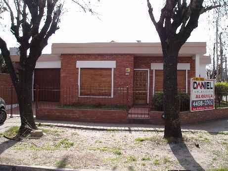 Casa en alquiler en Ituzaingo Norte