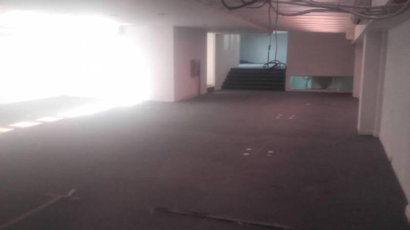 Oficina sin expensas 500m2 planta libre c/2 coch