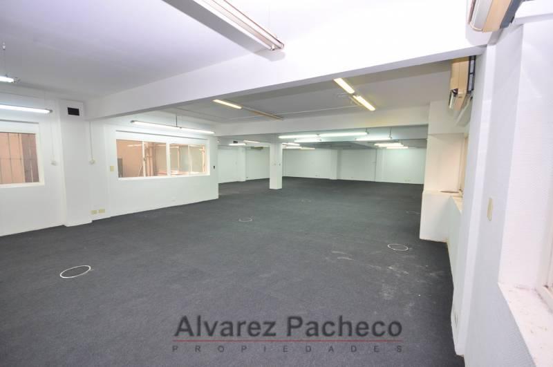 U$S 549.000 OPORTUNIDAD PISO OFICINAS 739m2 y 6 COCHERAS San Martin al 400 a mts Avda. CORRIENTES
