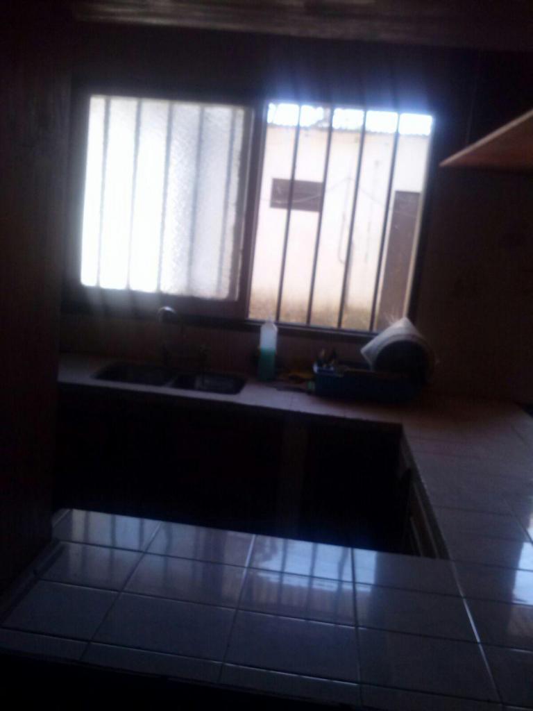 VENDO CASA A RECICLAR BARRIO BELGRANO 20X50 METROS TOTAL