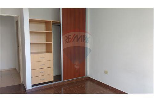 Departamento 2 dorm. con cochera descubierta