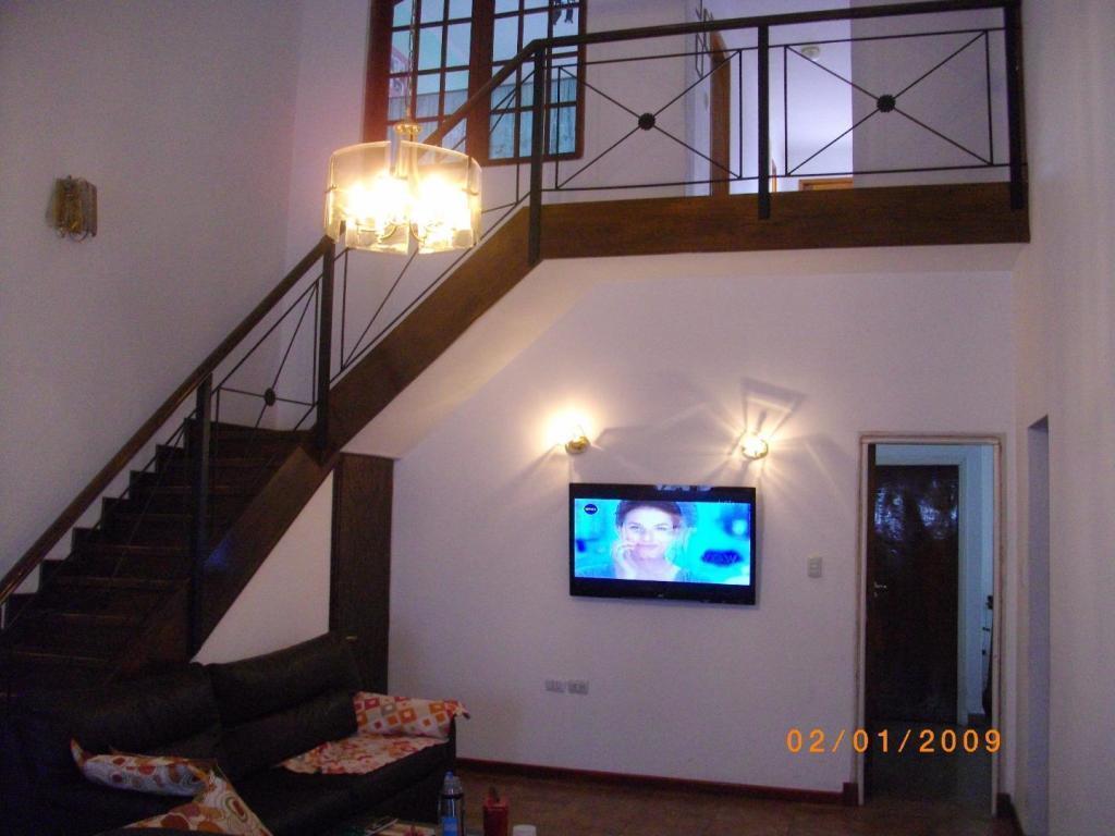 ELCANO y FLORENCIO SANCHEZ