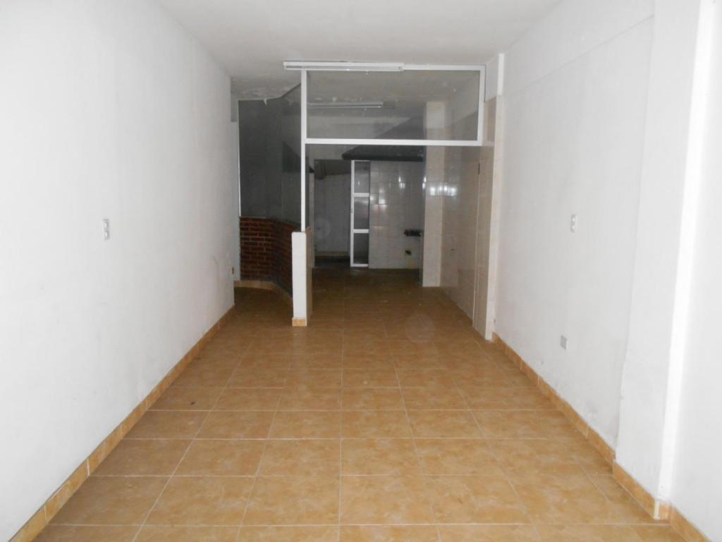 LOCAL 58 M2, PLAZA COLON, 3 BAÑOS, TIRAJE, VENTA