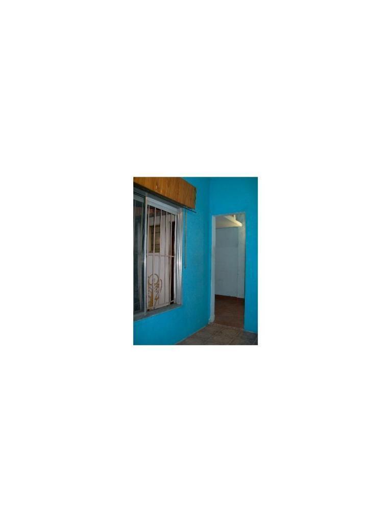 Alquiler de habitacion con cocina y baño a 8 cuadras de la estacion de JOSE C PAZ Sin deposito SIN GARANTIA