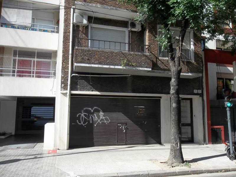 Avendia San Martin 2871 Paternal Local con sotano 80 mts totales