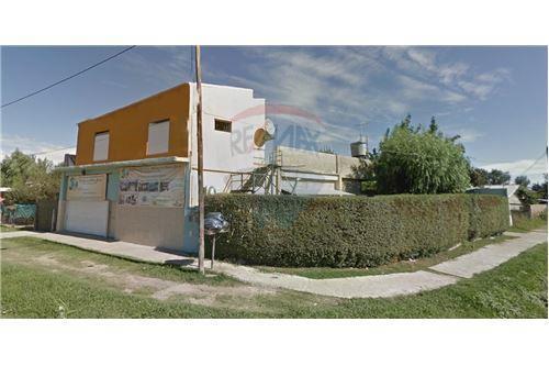 Venta en block:Locallocal adaptado vivienda2 dep