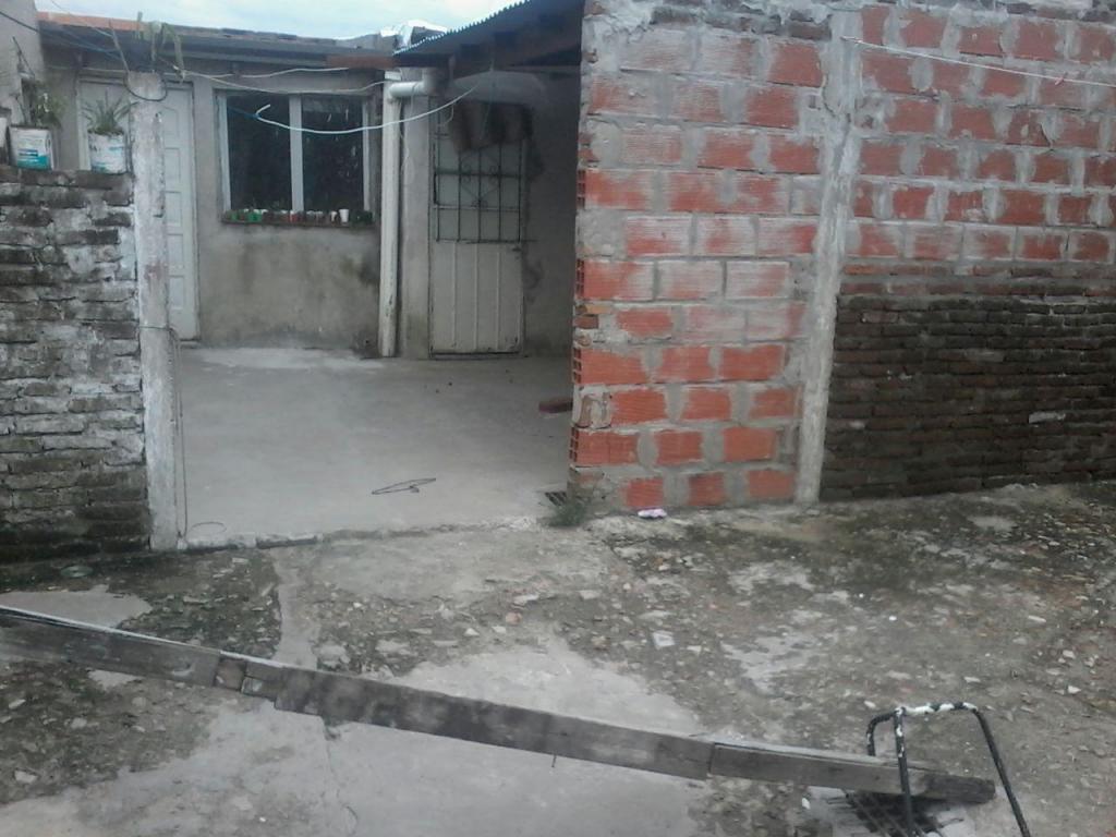 ALQUILO CASA EN SAN BENITO $ 3.500