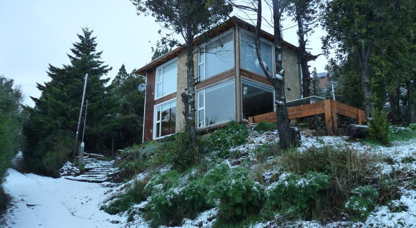 CABAÑAS 4 PAX CON VISTA AL LAGO, BARILOCHE Km23