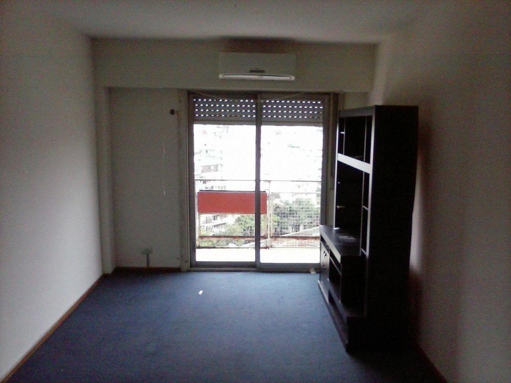 Departamento en Alquiler en ,  $ 6500