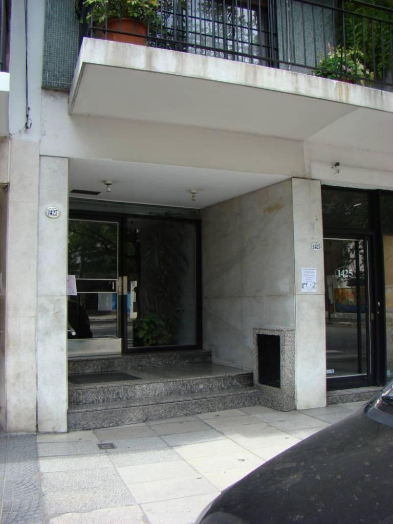 EXCELENTE DEPARTAMENTO DE 1 AMB EN VENTA SOLO APTO PROFESIONAL EN