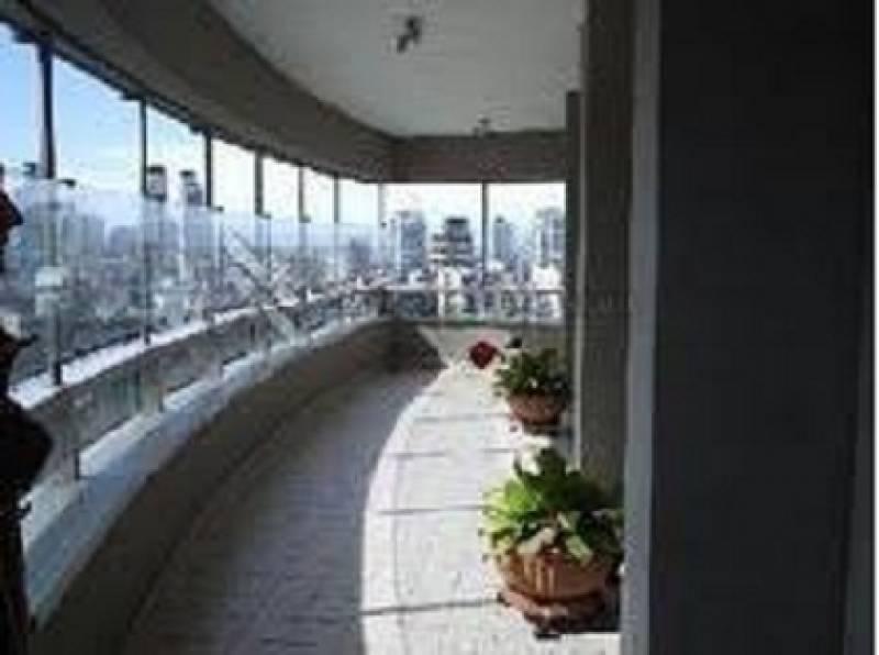 ALQUILER SIN MUEBLES Espectacular piso de 320 m2 4 dormitorios balcon 2cocheras C/ amenities