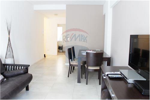 VENTA Departamento 3 ambientes con balcón corrido