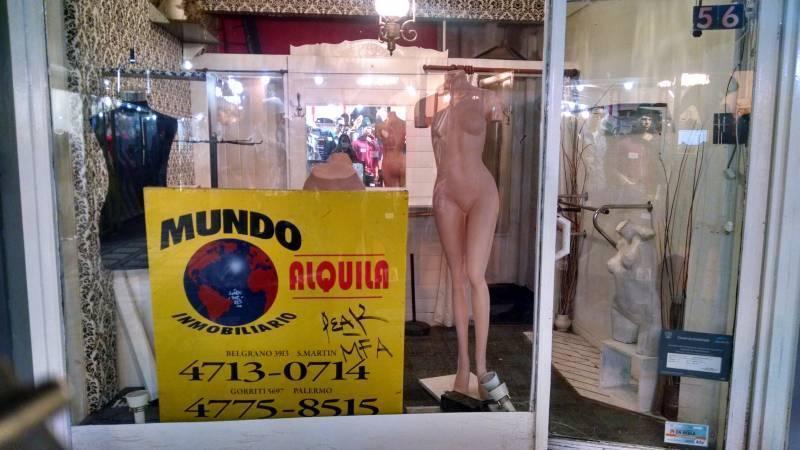 local en galeria via belgrano local 39 y 51