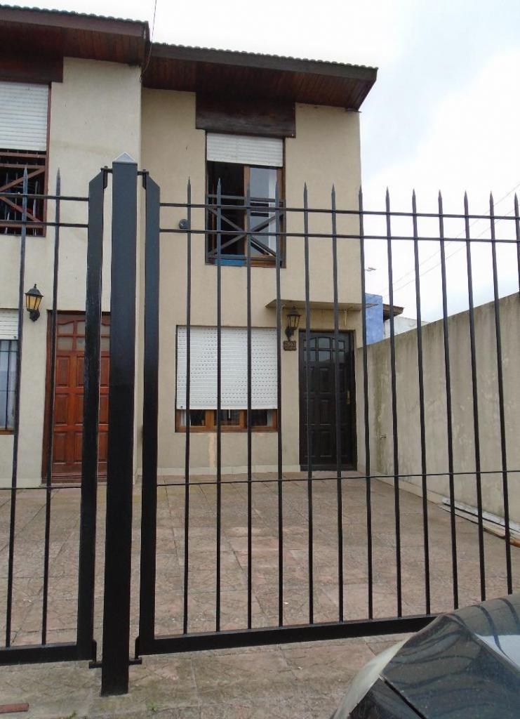 ** HERMOSO TRIPLEX ¡APTO CREDITO! EN PUNTA MOGOTES **