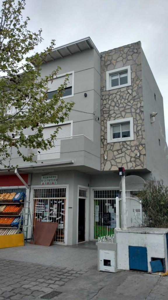 Venta PH Duplex 3 Ambientes CONSTITUCION