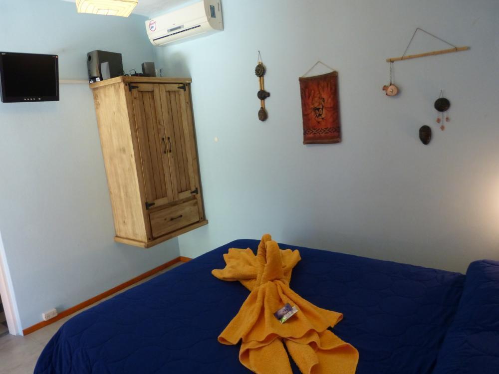 pk28 Hotel para 2 a 4 personas con pileta y cochera en