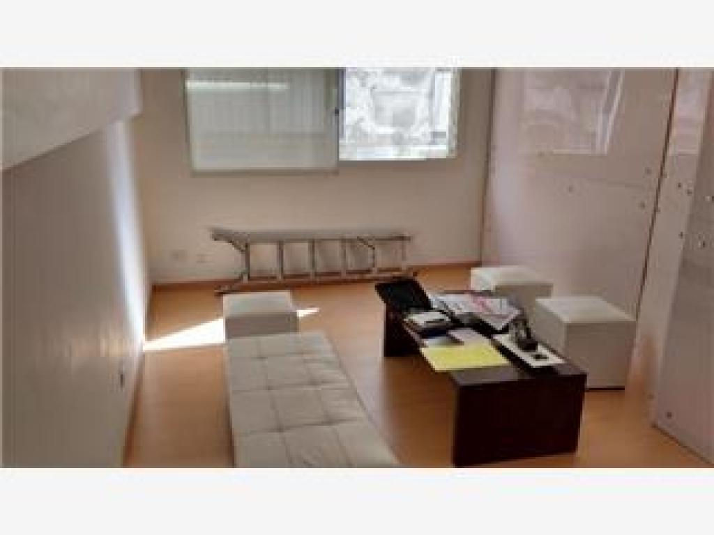 U$D 750.000 Oficina en Venta San Luis 1660