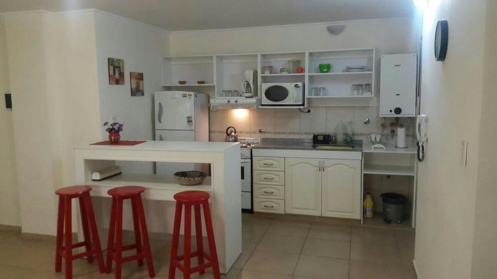 co69 Departamento para 2 a 4 personas con pileta y cochera en