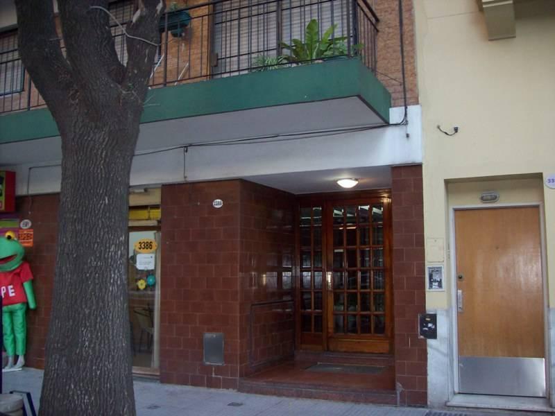 Departamento 2 Ambientes C/Frente C/Balcon