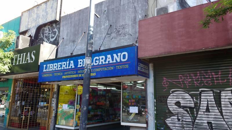 LOCAL EN VENTA SOBRE AV, RIVADAVIA, ZONA COMERCIAL