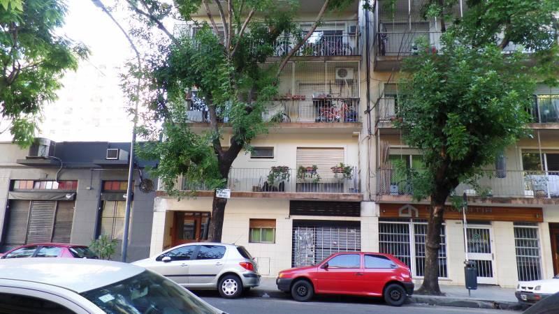 VENTA 3 AMB. NUÑEZ FRENTE a PLAZA 1 CUAD. EST. ¡¡ OPORTUNIDAD !!