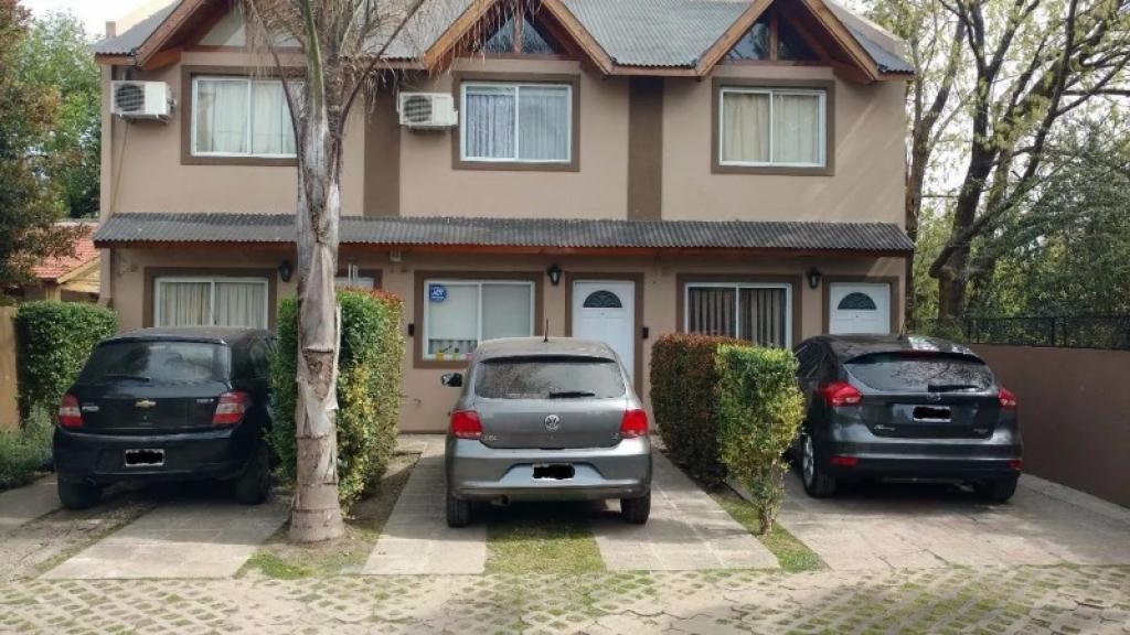 U$D 102.000 Casa en Venta Gral Pinto 300