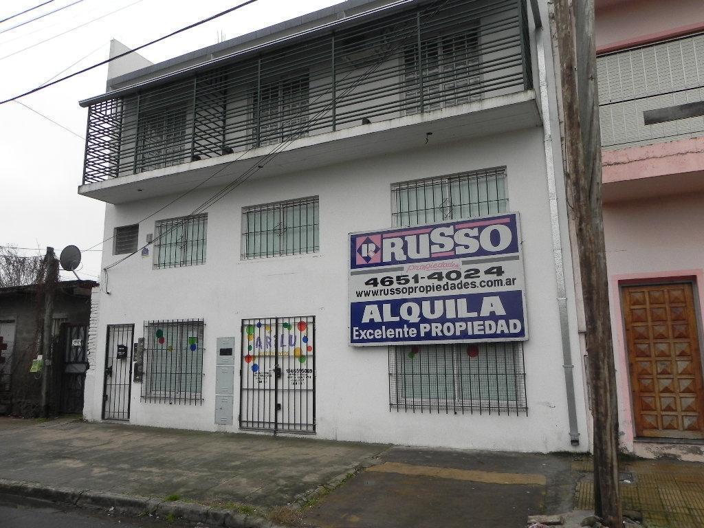 Local en Alquiler en San justo,  $ 8000