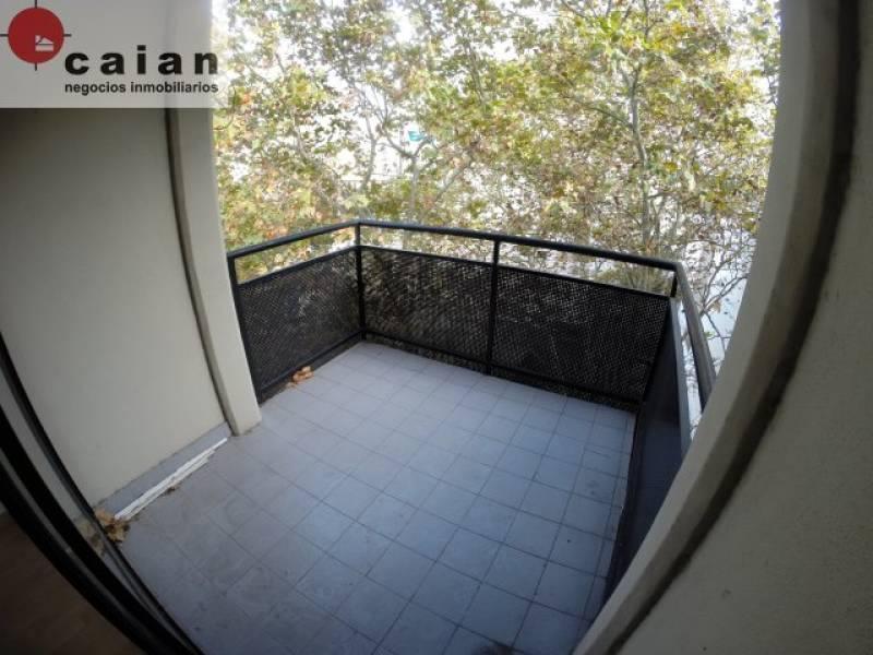 ALQUILER 2 AMB BALCON AL FRENTE IMPECABLE SUPER LUMINOSO