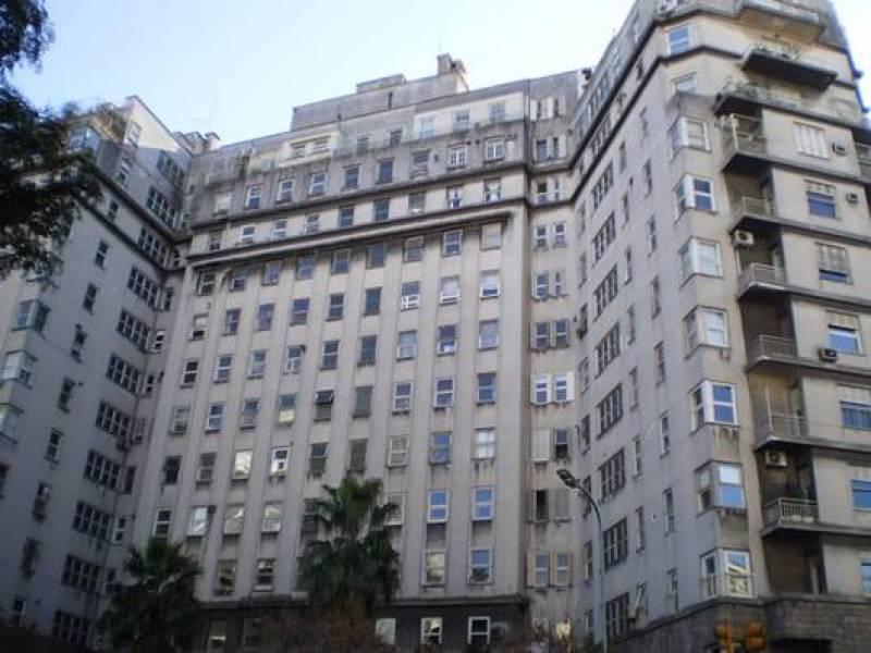 Departamento de categoría en P3 dorm de Palacio de los Gansos ALQUILER 158 m2 3° piso 3 dorm dep