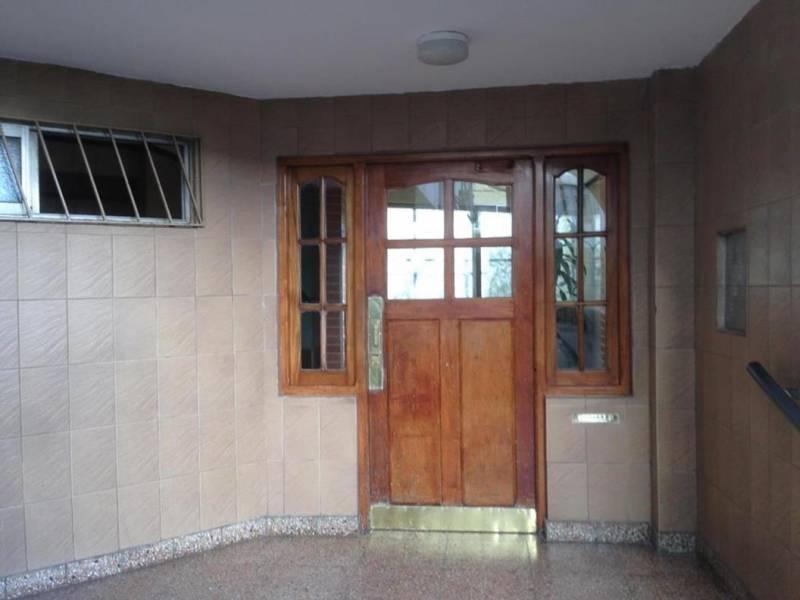 Sur, departamento 4 ambientes, muy luminoso, muy bueno, 77M2
