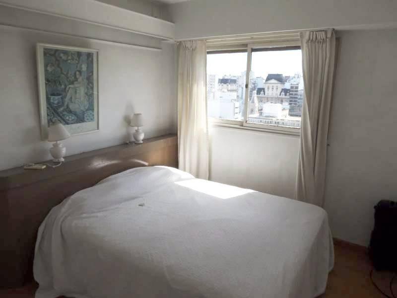 Paraguay 1600 Muy buen 3 ambientes con Excelente vista a plazas y muy buena ubicación