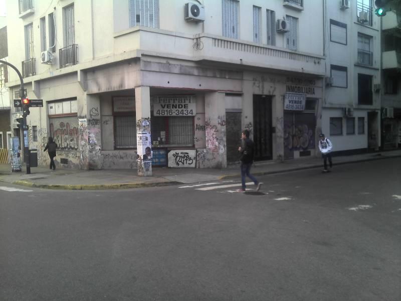 SOBRE AVENIDA AMPLIO FRENTE OPORTUNIDAD