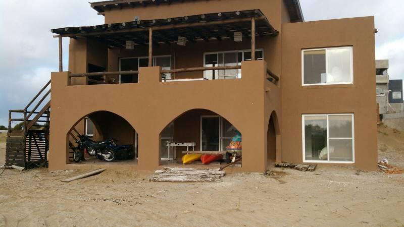 Alquiler Temporario Casa en COSTA ESMERALDA Barrio Golf I