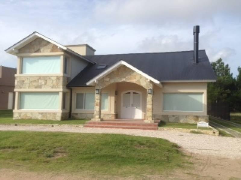 Alquiler Temporario Casa en COSTA ESMERALDA Barrio Residencial II