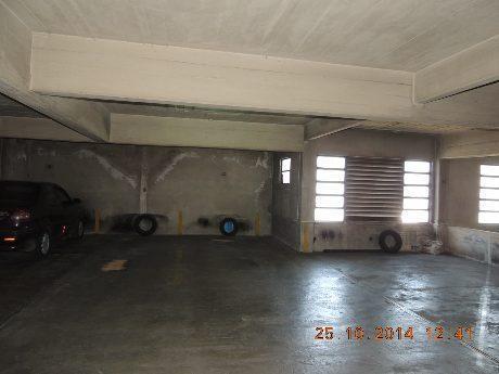 Cochera en venta en  Centro