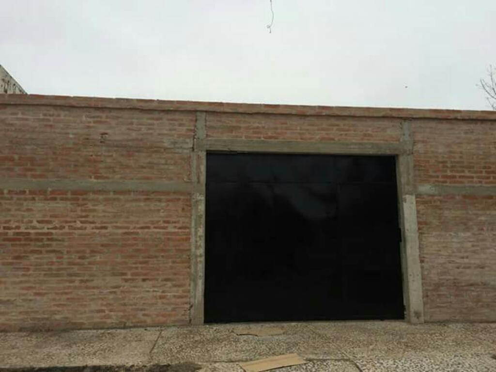 Inmueble Destinado a Cocheras en Venta !