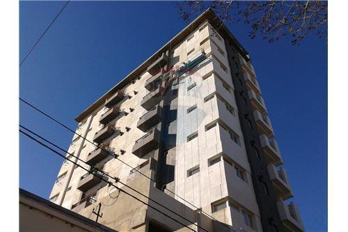 Venta de Cochera en Barrio Sur. Ideal inversión