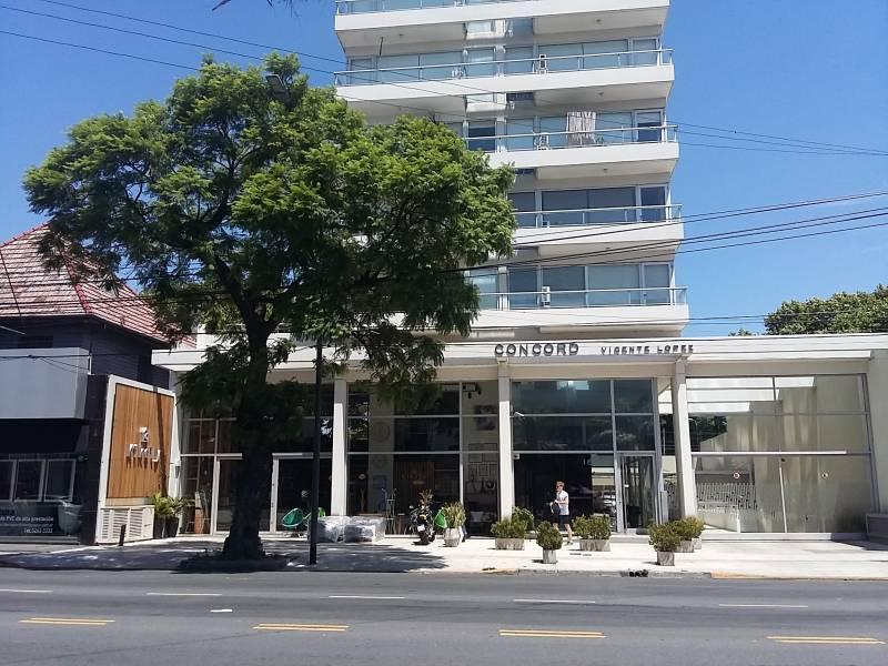 COCHERA EN VENTA EN OLIVOS SOBRE AVENIDA DEL LIBERTADOR LIVOS