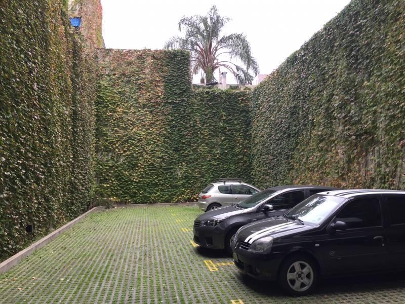 Excelente Cochera descubierta OPORTUNIDAD