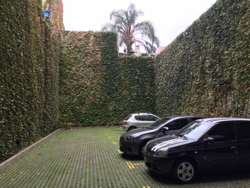 Excelente Cochera descubierta OPORTUNIDAD