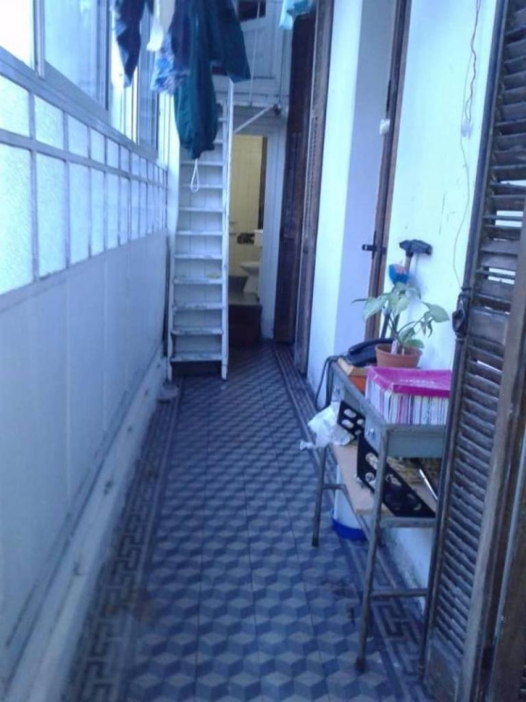 vENTA Depto de 3 ambientes mas 1 cuarto en entrepiiso por escalera 2do Piso