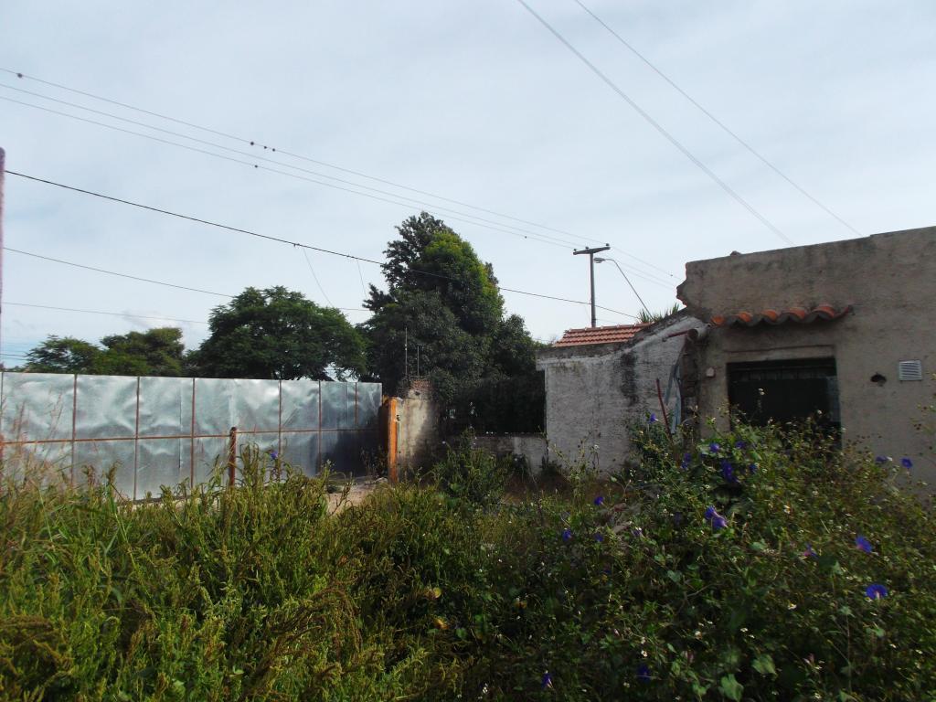 TERRENO ESQUINA EN AVENIDA DONATO ALVAREZ