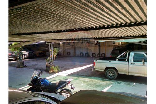 Venta estacionamiento.Capacidad 23 vehículos