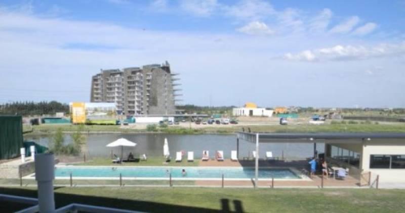 Lindo departamento en alquiler de 2 ambientes con vista al Lago Central en el Barrio Portezuelo en Nordelta