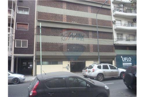 Cochera en venta amplia en Avenida Alberdi 2300