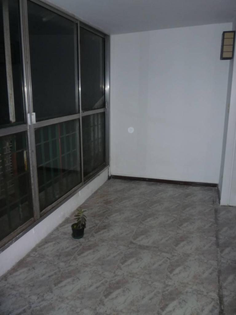 MONO AMBIENTE AL FRENTE BALCON TERRAZA