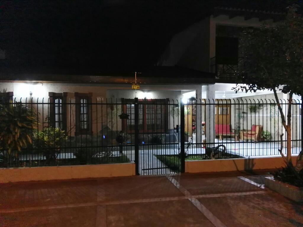 Alquilo Casa