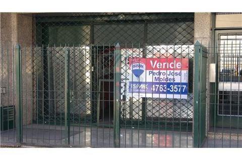 VENTA LOCAL COMERCIAL VIDRIERA MONSERRAT