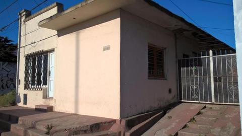 LOTE CON CONSTRUCCIÓN EN VENTA